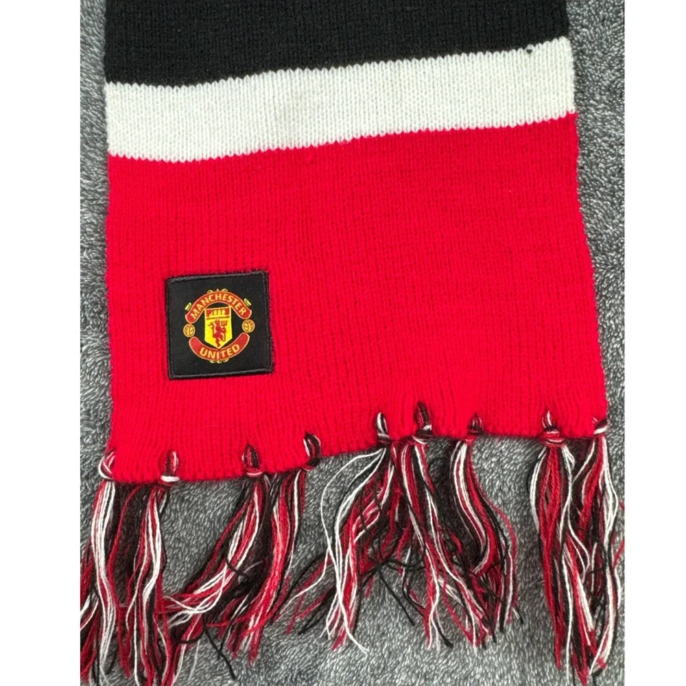 Manchester United official style